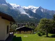 Le Mont Blanc et le glacier des Bossons vus de Chamonix
